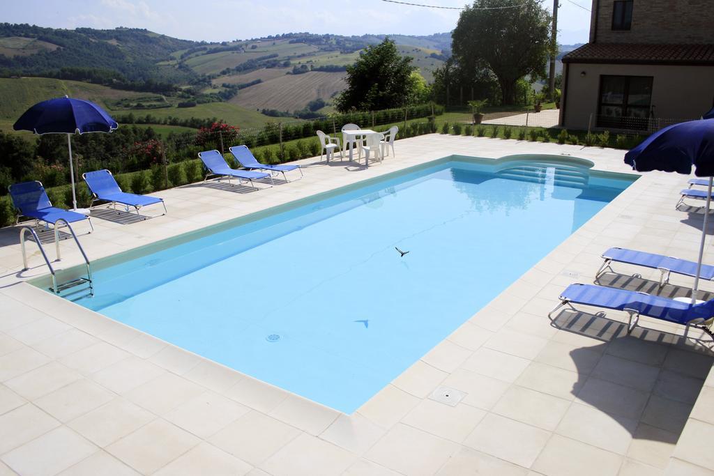 Hotel Agriturismo Fara à Montegiorgio Chambre photo