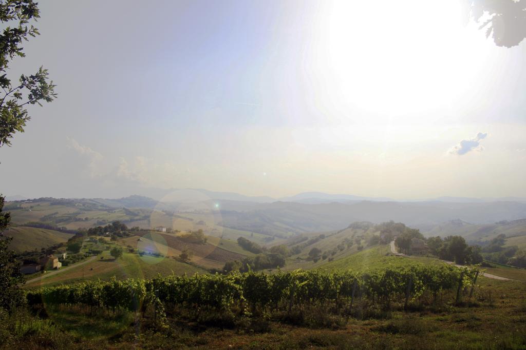 Hotel Agriturismo Fara à Montegiorgio Extérieur photo