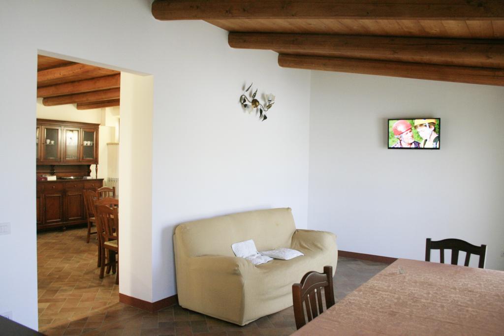 Hotel Agriturismo Fara à Montegiorgio Extérieur photo