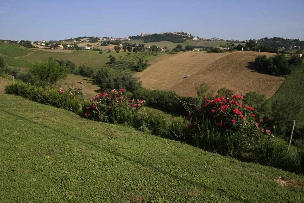 Hotel Agriturismo Fara à Montegiorgio Extérieur photo